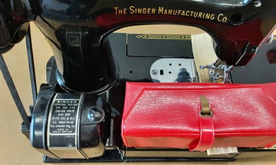 Lot 578 - SINGER MODEL 222K SEWING MACHINE