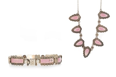 Lot 410 - ART DECO SILVER AND ENAMEL NECKLET AND BRACELET