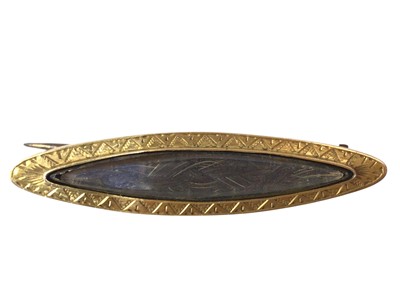 Lot 579 - VICTORIAN MOURNING BROOCH