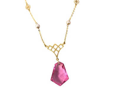 Lot 582 - GEMSTONE NECKLET