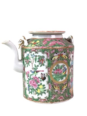 Lot 72 - CHINESE FAMILLE ROSE TEAPOT