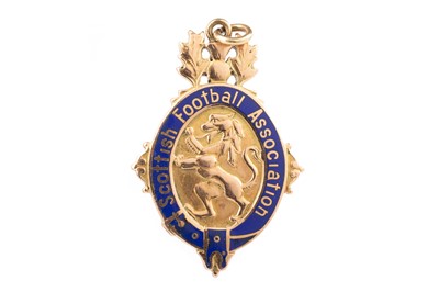 Lot 1753 - RONNIE MCKINNON, RANGERS F.C., SCOTTISH CUP WINNERS GOLD MEDAL