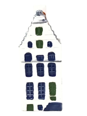 Lot 20 - GROUP OF MINIATURE DECANTERS