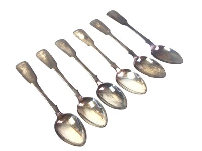 Lot 170 - SET OF SIX VICTORIAN SILVER TEASPOONS