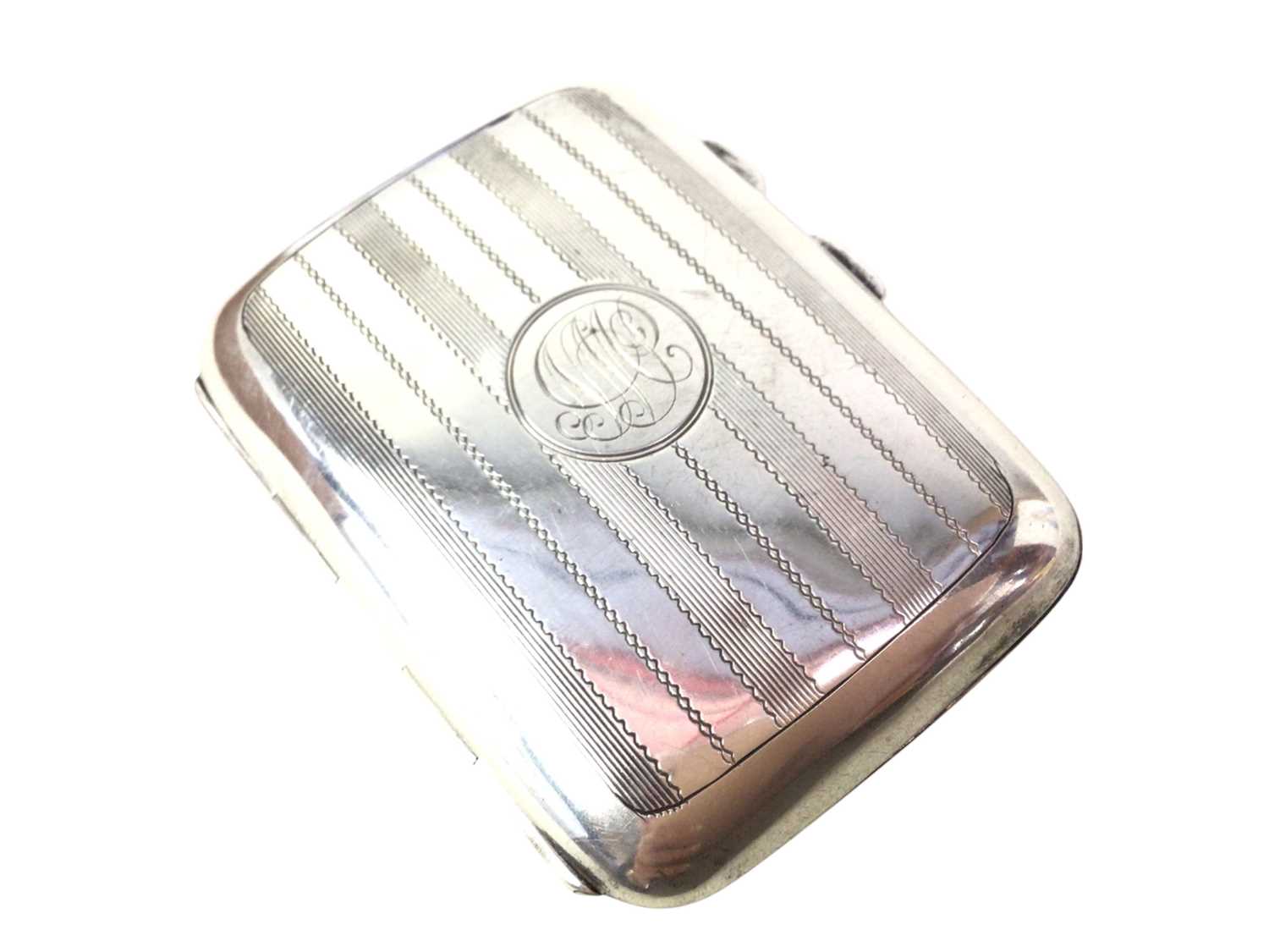 Lot 122 - SILVER CIGARETTE CASE