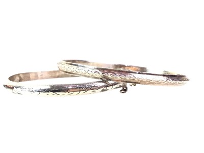 Lot 224 - GROUP OF SILVER COSTUME JEWELLERY