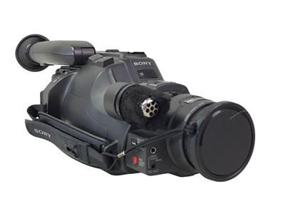 Lot 241 - PANASONIC M10 STEREO ZOOM VIDEO CAMERA