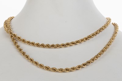 Lot 428 - ROPE TWIST CHAIN