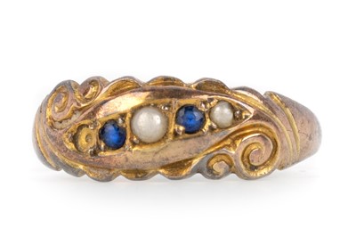 Lot 436 - SAPPHIRE AND SEED PEARL RING
