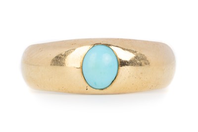 Lot 440 - TURQUOISE RING