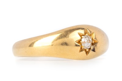 Lot 442 - DIAMOND GYPSY RING