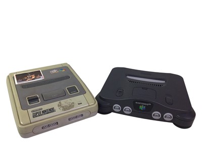 Lot 361 - SUPER NINTENDO ENTERTAINMENT SYSTEM CONSOLE
