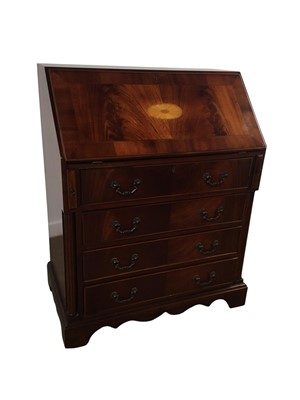 Lot 278 - REPRODUCTION MAHOGANY BUREAU