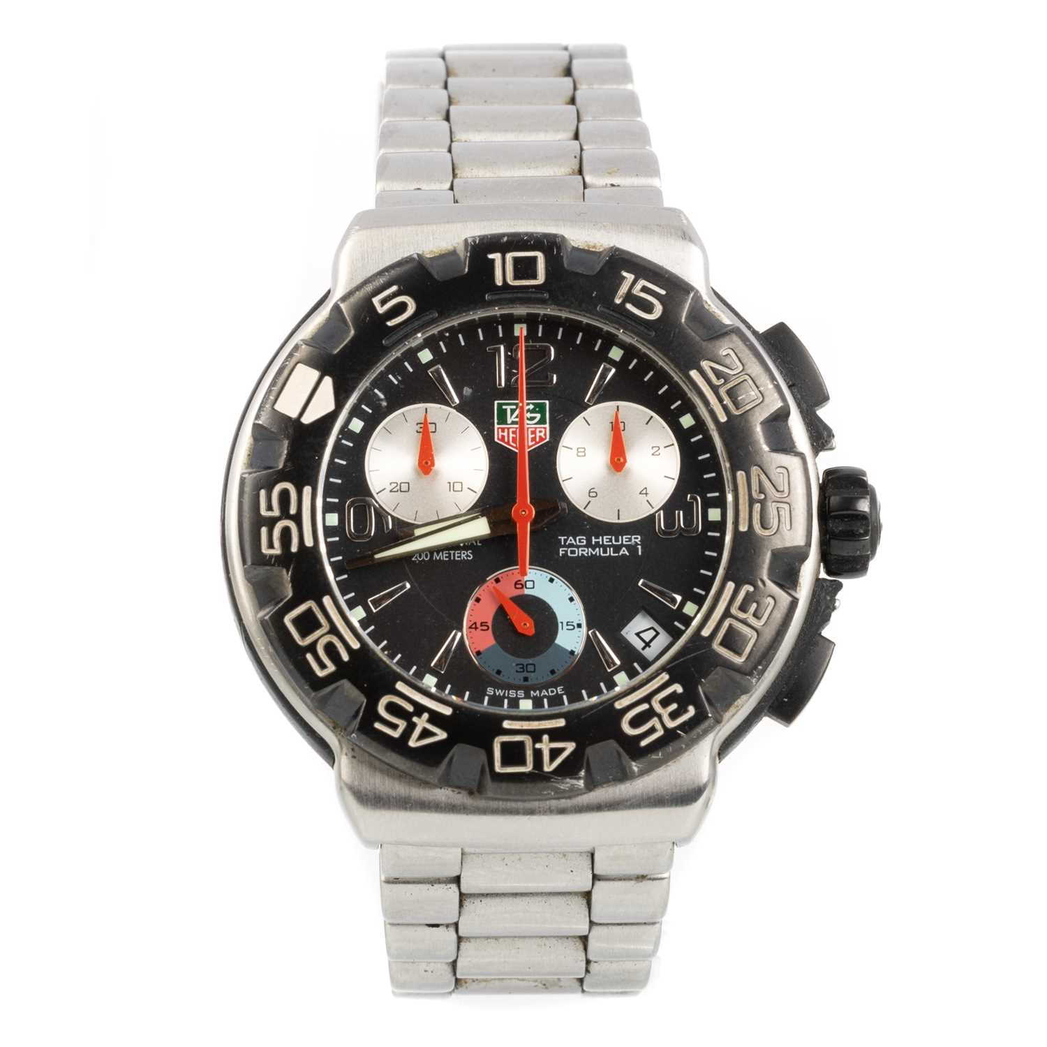 Lot 821 - TAG HEUER