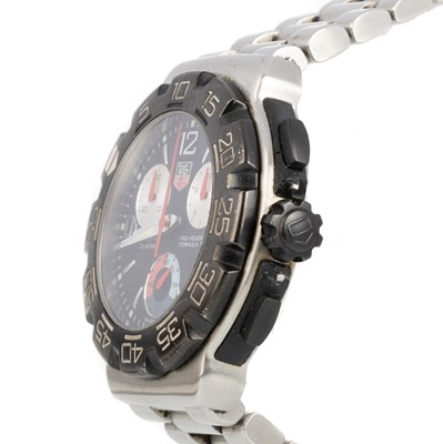 Lot 821 - TAG HEUER