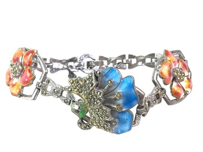 Lot 311 - GROUP OF COSTUME JEWELLERY