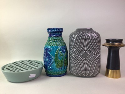 Lot 315 - MID CENTURY WEST GERMAN CERAMIC VASE