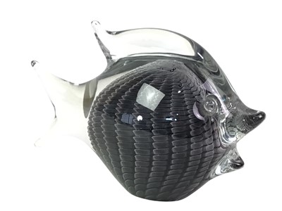 Lot 320 - GROUP OF GLASS PAPERWEIGHTS