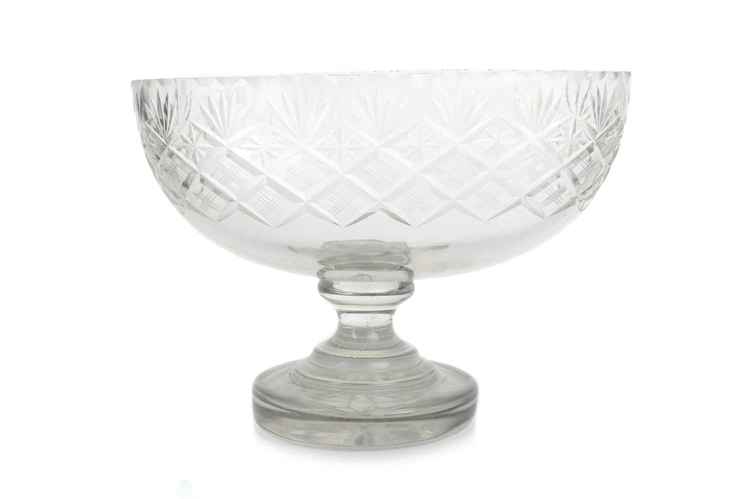 Lot 1367 - LARGE CRYSTAL GLASS BOWL