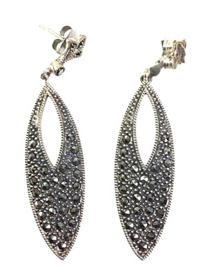 Lot 349 - PAIR OF SILVER EARRINGS
