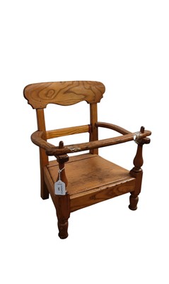 Lot 365 - OAK CHILDREN'S CHAIR