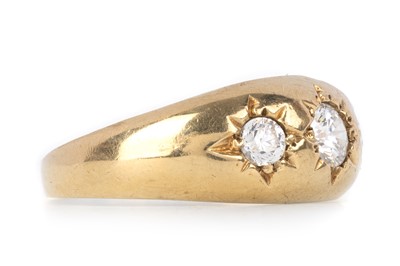 Lot 472 - GEM SET GYPSY RING