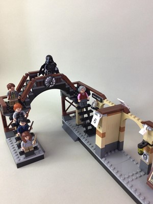 Lot 360 - LEGO HARRY POTTER 75955 'HOGWARTS EXPRESS'