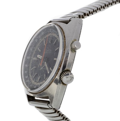 Lot 839 - OMEGA SEAMASTER CHRONOSTOP