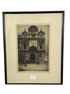 Lot 529 - MORTIMER LUDDINGTON MENPES (AUSTRALIAN 1855 - 1938)