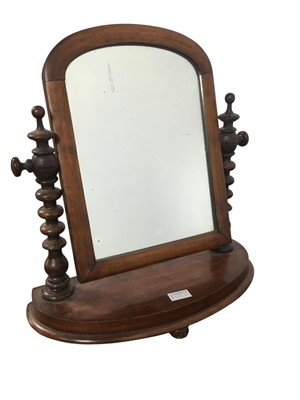 Lot 560 - GROUP OF VANITY MIRRORS