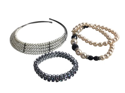 Lot 640 - COLLECTION OF JEWELLERY