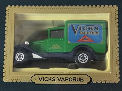 Lot 629 - MATCHBOX PILLS, POTIONS AND POWDERS DIECAST MODEL VEHICLE SET