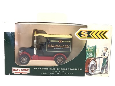 Lot 673 - COLLECTION OF DIECAST MODEL VEHICLES