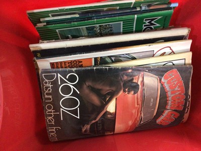 Lot 694 - GROUP OF 1970s CAR MAGAZINES