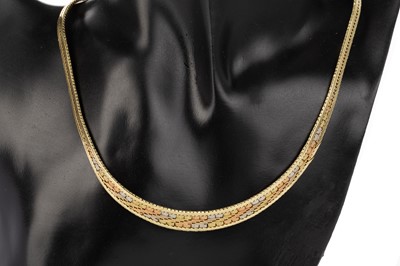 Lot 510 - NECKLET
