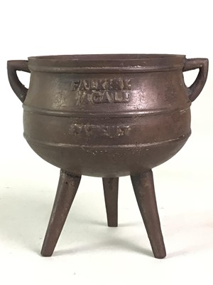 Lot 703 - CARRON FOUNDRY CAST IRON GYPSY COOKING POT