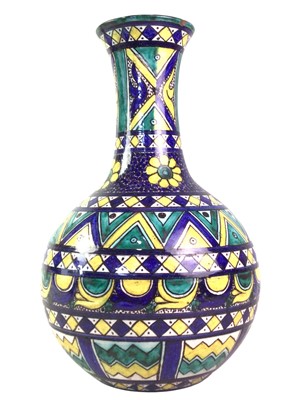 Lot 709 - CANTAGALI POTTERY VASE