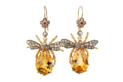 Lot 540 - PAIR OF GEMSTONE AND DIAMOND INSECT EARRINGS