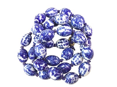 Lot 804 - CHINESE BLUE AND WHITE PORCELAIN BEADS