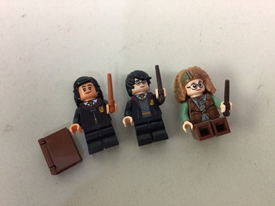 Lot 372 - LEGO HARRY POTTER CLASSROOM SETS