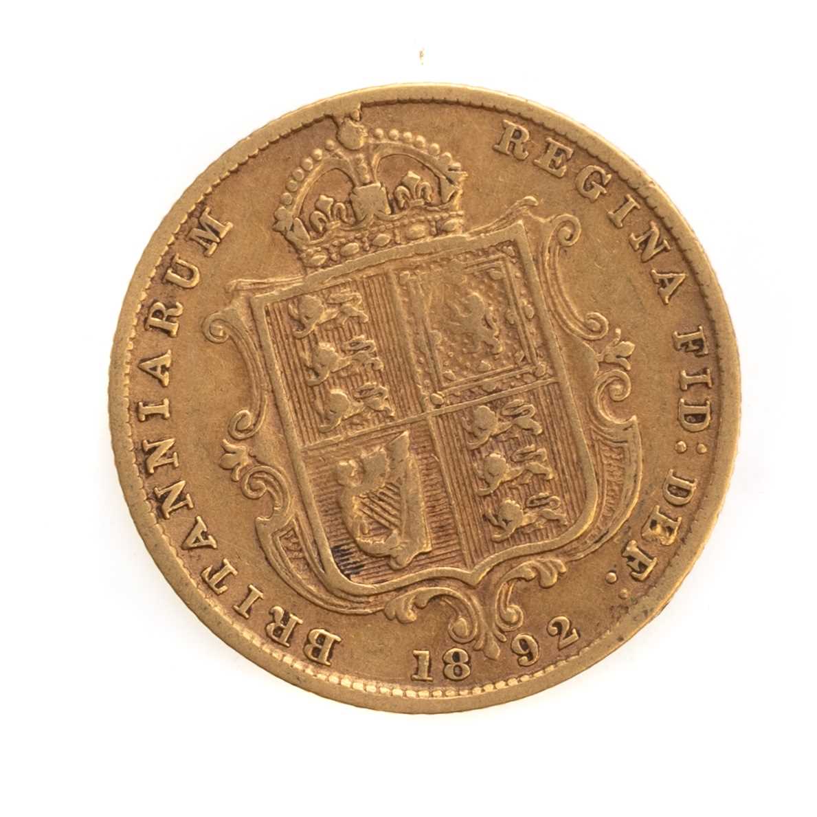 Lot 33 - VICTORIA SHIELD BACK GOLD HALF SOVEREIGN