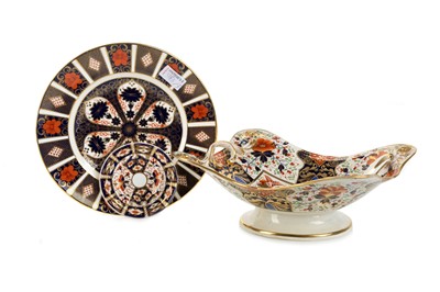 Lot 1383 - ROYAL CROWN DERBY FOOTED DISH