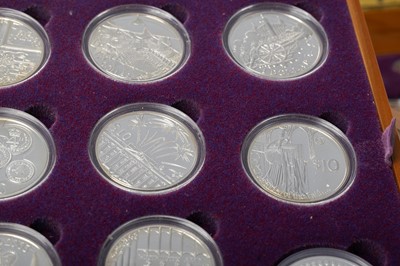 Lot 40 - ELIZABETH II ROYAL MINT GOLDEN JUBILEE TWENTY FOUR SILVER PROOF COIN COLLECTION