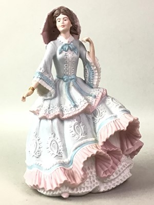 Lot 32 - GROUP OF PORCELAIN FIGURES