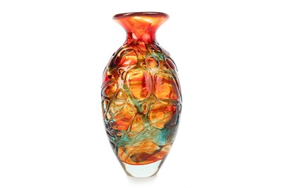 Lot 417 - MDINA GLASS VASE