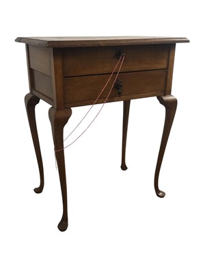 Lot 109 - OAK DRESSING TABLE