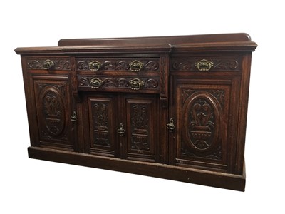 Lot 107 - VICTORIAN OAK SIDEBOARD