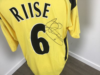 Lot 1784 - JOHN ARNE RIISE, LIVERPOOL F.C. REPLICA JERSEY