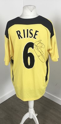 Lot 1784 - JOHN ARNE RIISE, LIVERPOOL F.C. REPLICA JERSEY