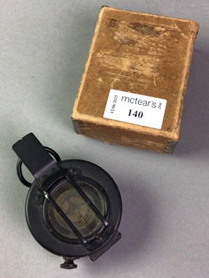 Lot 140 - WWII BRITISH ARMY OFFICER'S MARCHING COMPASS
